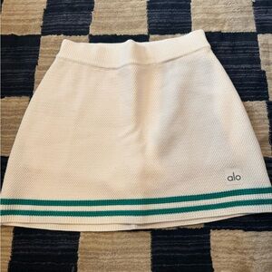 ALO Yoga White Skirt with Green Accents